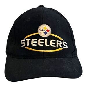 Vintage Logo 7 NFL Pittsburgh Steelers Black Embroidered Snapback. One Size